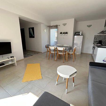 Apartmani Rita Slatine Buitenkant foto