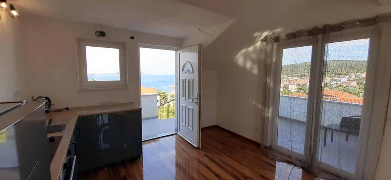 Apartmani Rita Slatine Buitenkant foto