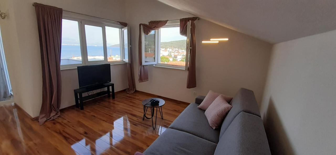 Apartmani Rita Slatine Buitenkant foto