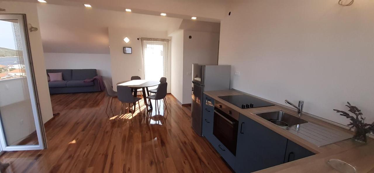 Apartmani Rita Slatine Buitenkant foto