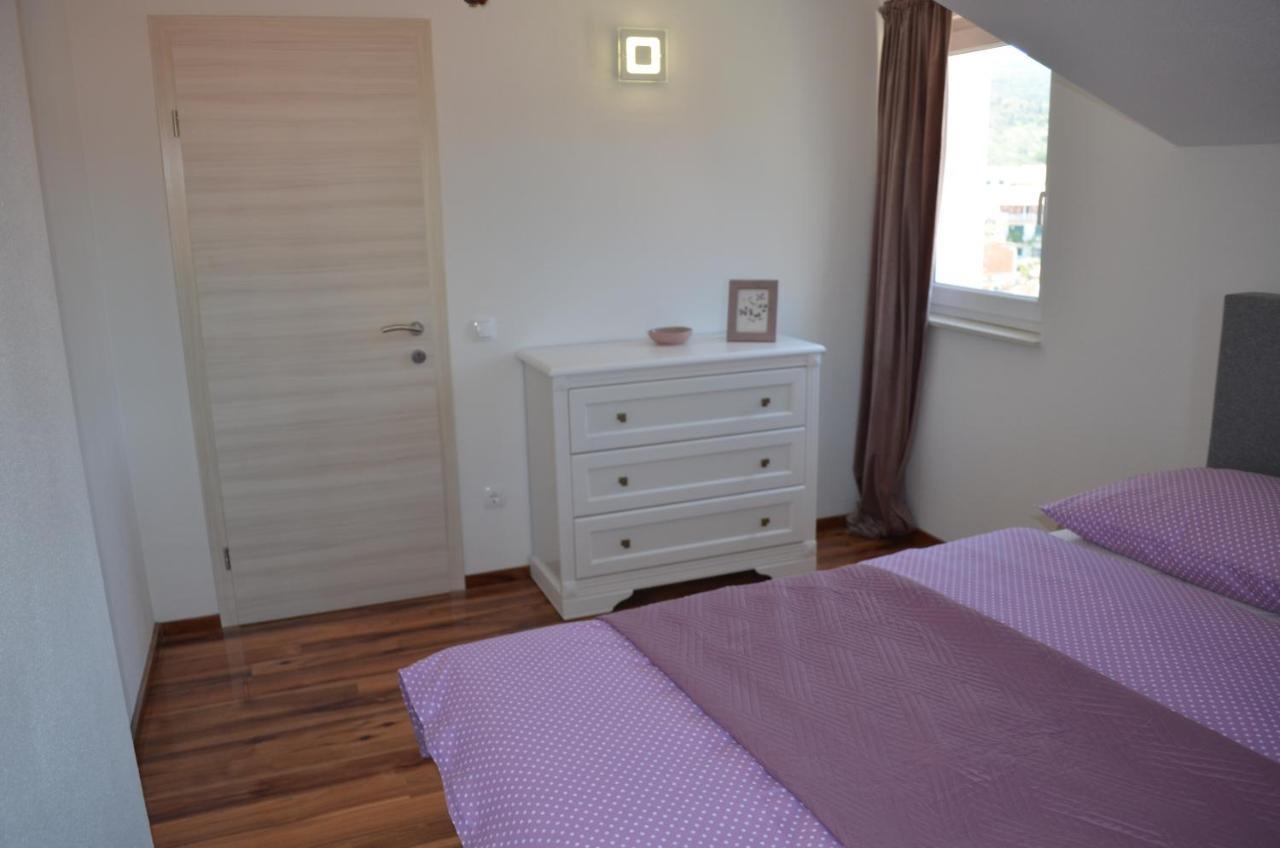 Apartmani Rita Slatine Buitenkant foto