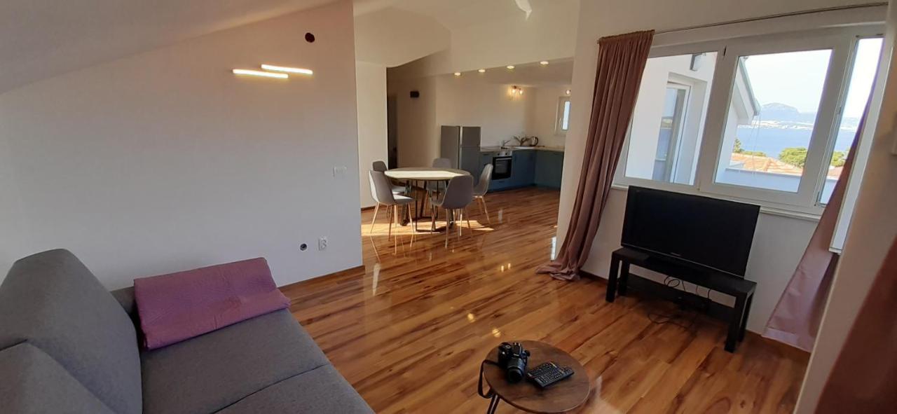 Apartmani Rita Slatine Buitenkant foto