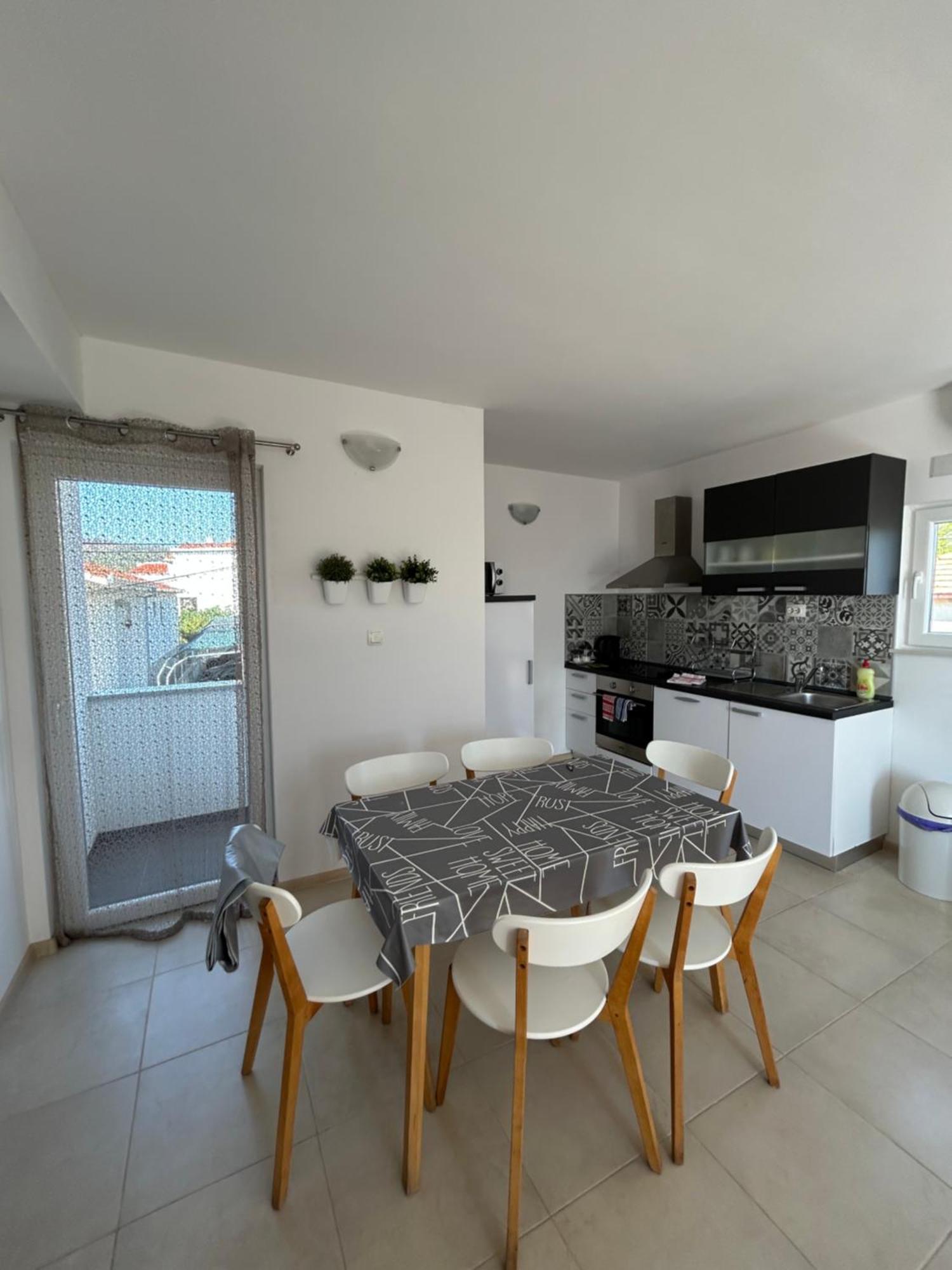 Apartmani Rita Slatine Buitenkant foto