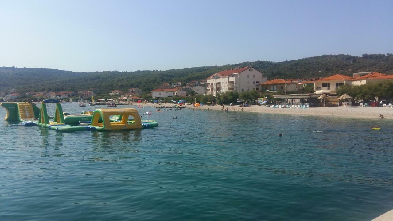 Apartmani Rita Slatine Buitenkant foto