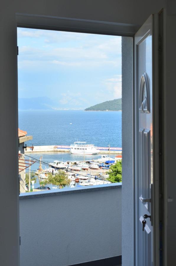 Apartmani Rita Slatine Buitenkant foto